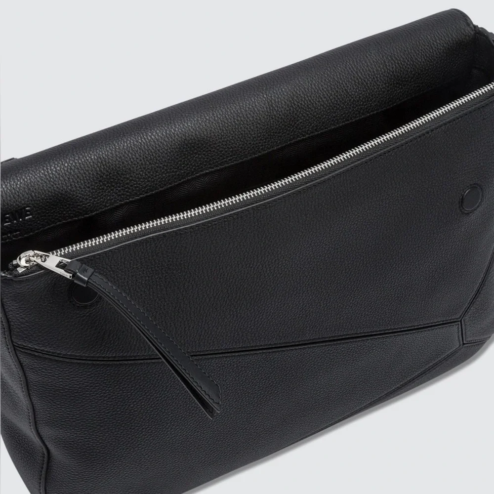 Loewe Puzzle Black Messenger Bag